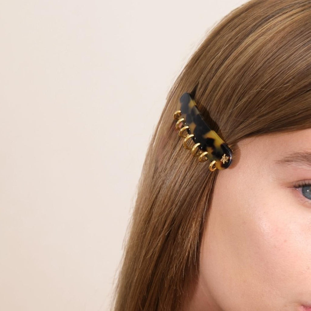 barrette accessoire cheveux luxe ecaille mannequin
