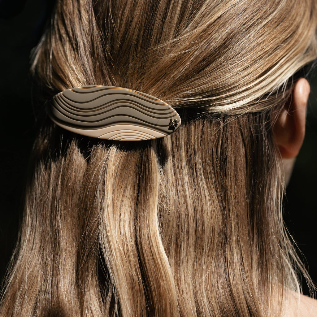 Barrette à cheveux de luxe Mauliébris portée