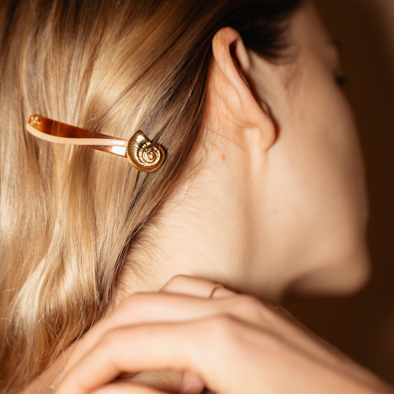 barrette shell accessoire cheveux luxe coiffure de soirée made in france