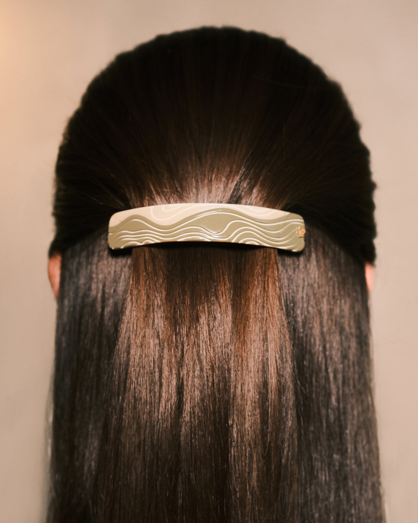 Coiffure chic demi queue Barrette cheveux de luxe Mauliébris Beige