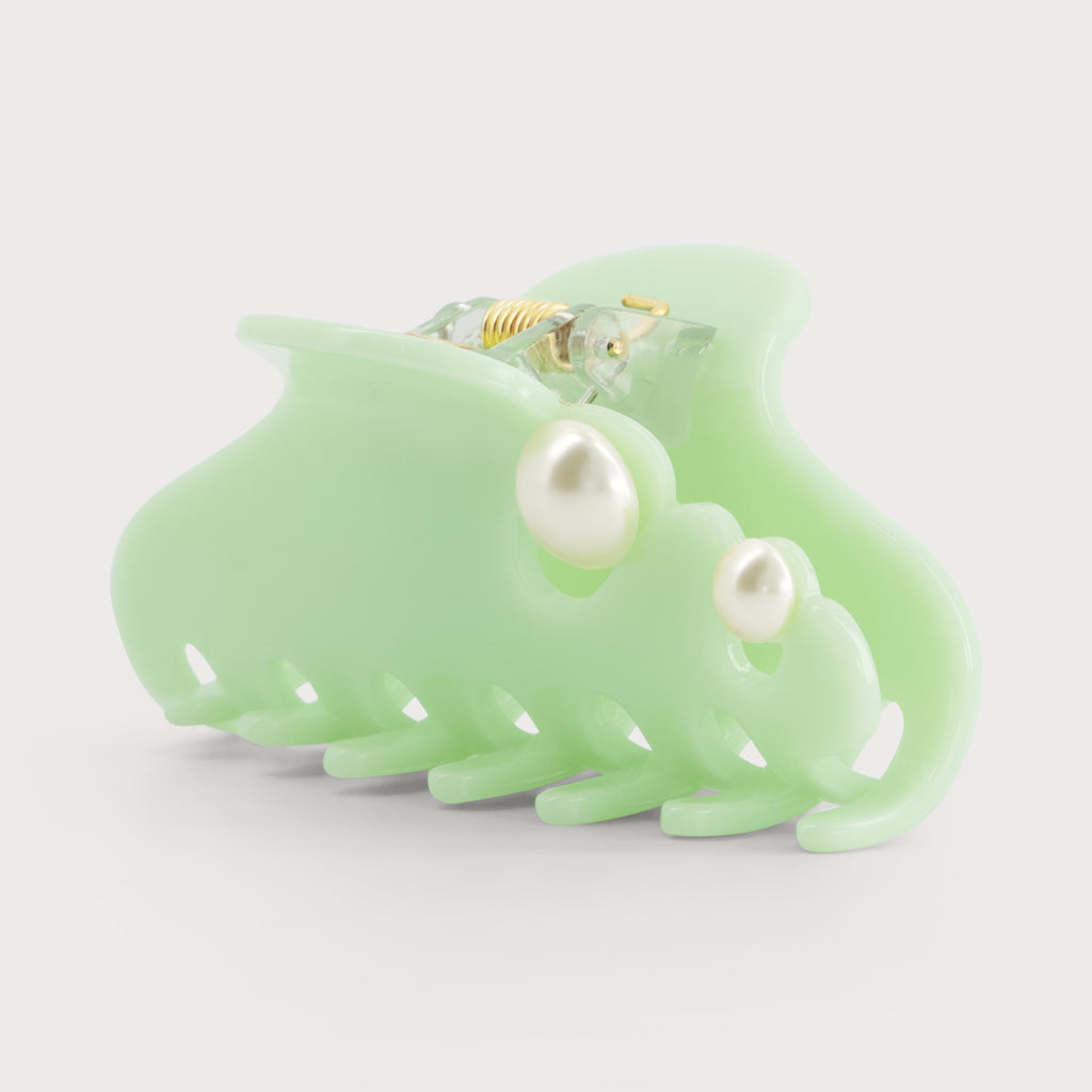 Pince cheveux de luxe Mauliébris Paris avec perle vue de profil pour coiffure chic