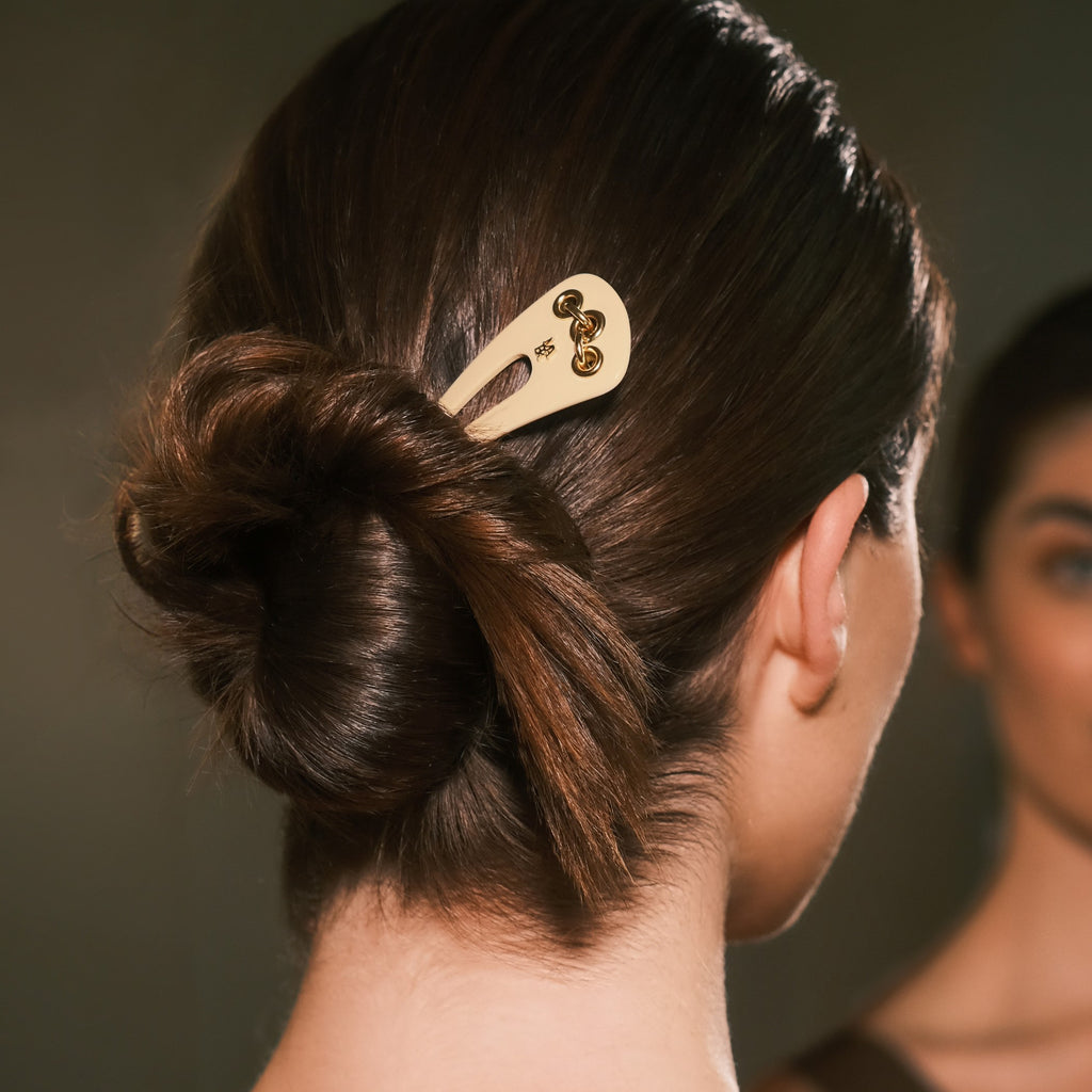 pic à chignon accessoire cheveux luxe ivoire mannequin