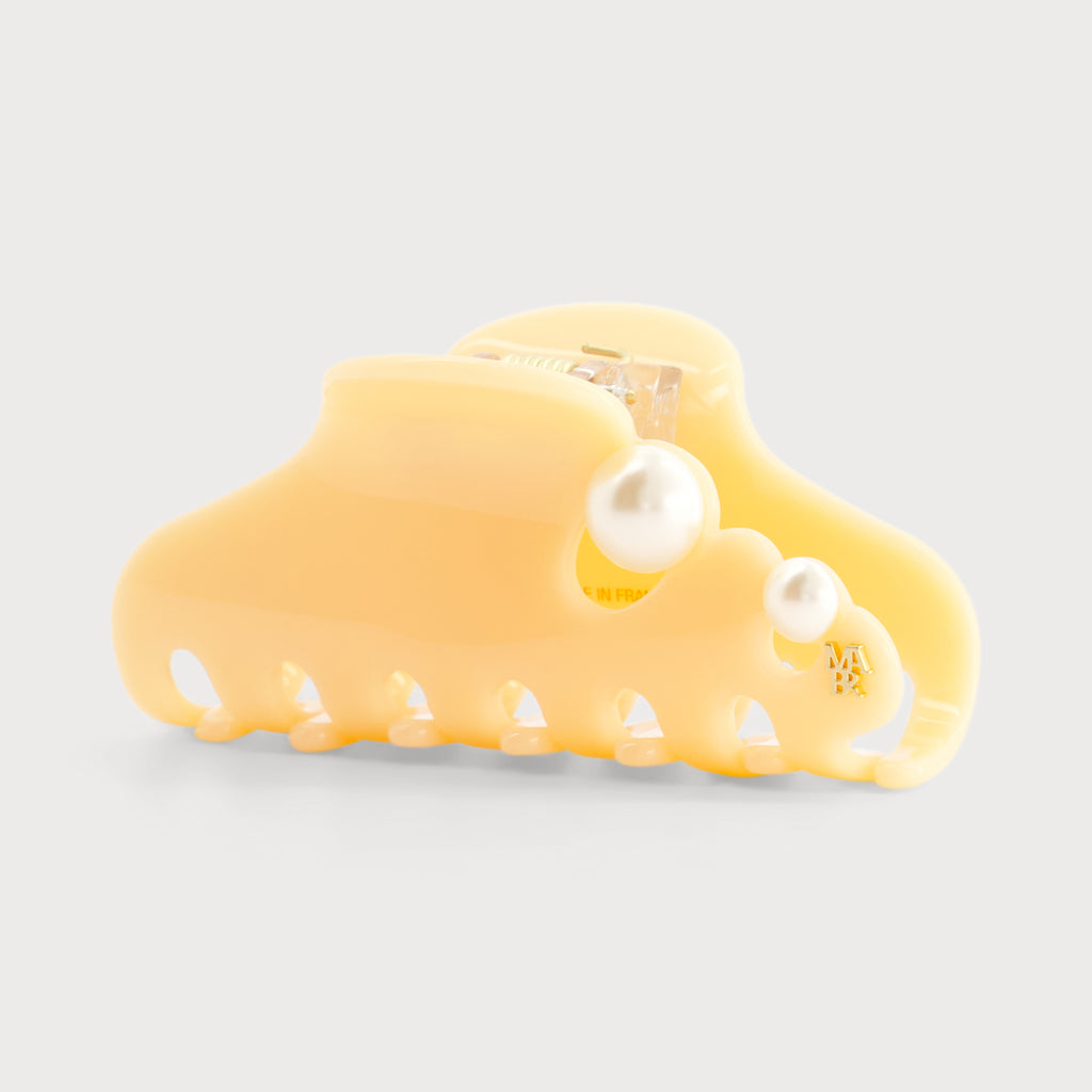 Pince cheveux de luxe Mauliébris Paris avec perle vue de profil pour coiffure chic