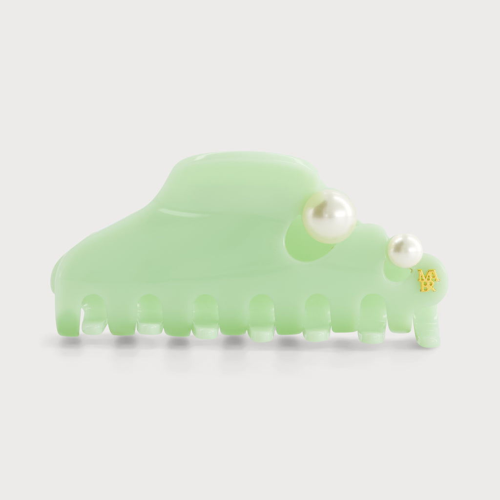 Pince accessoire de cheveux confectionnée en France auprès d'artisans de luxe avec perles et couleur vert